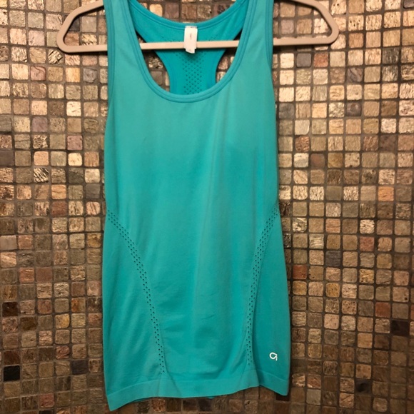 GAP Tops - GapFit Breathe Racerback Tank Size S